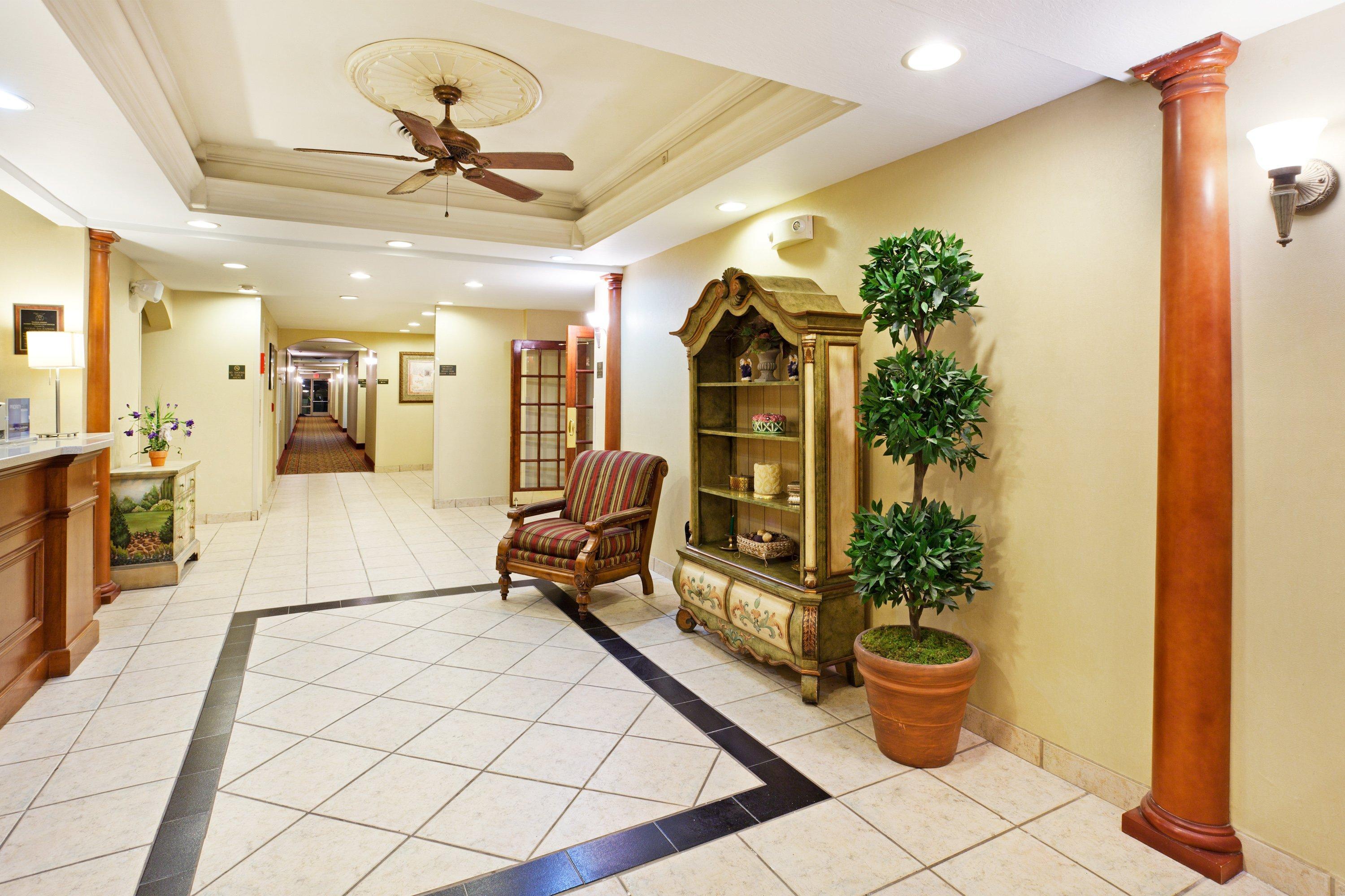 Holiday Inn Express Hotel & Suites Corbin By Ihg Exterior foto